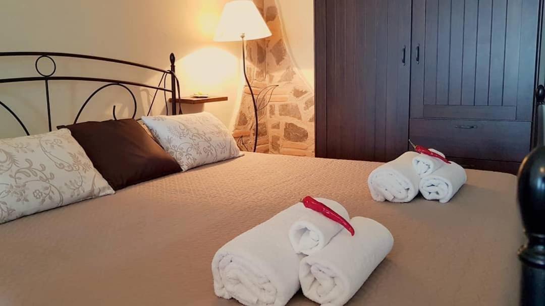 Perla Del Borgo Appartamenti Santa Caterina dello Ionio Kültér fotó