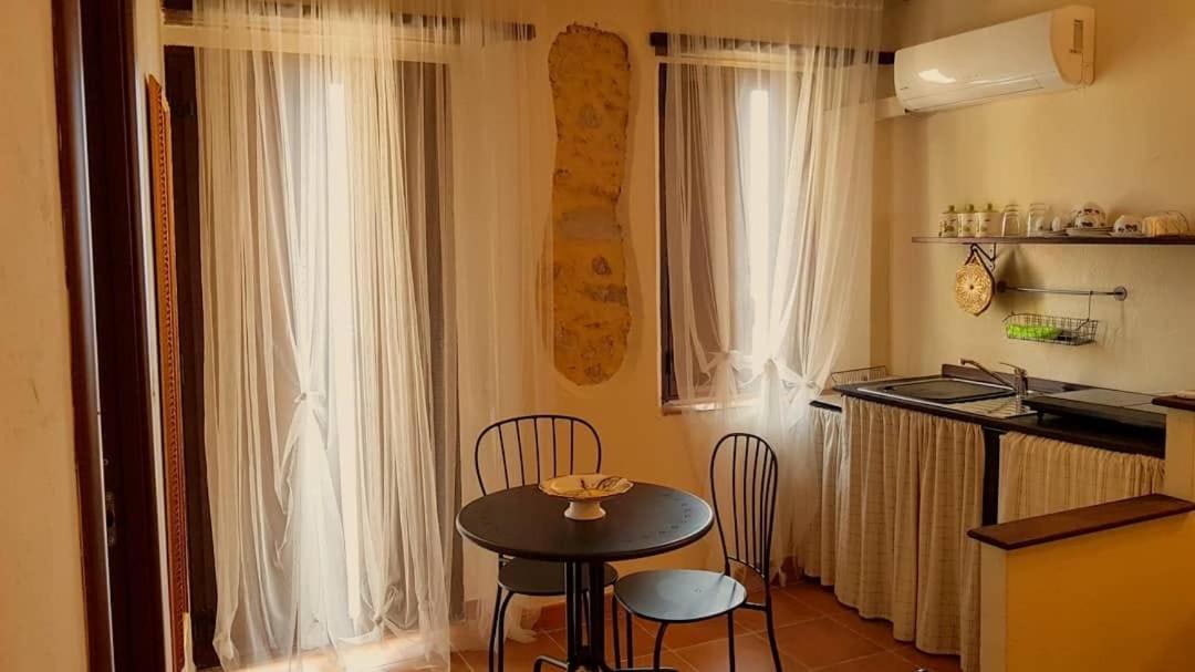Perla Del Borgo Appartamenti Santa Caterina dello Ionio Kültér fotó
