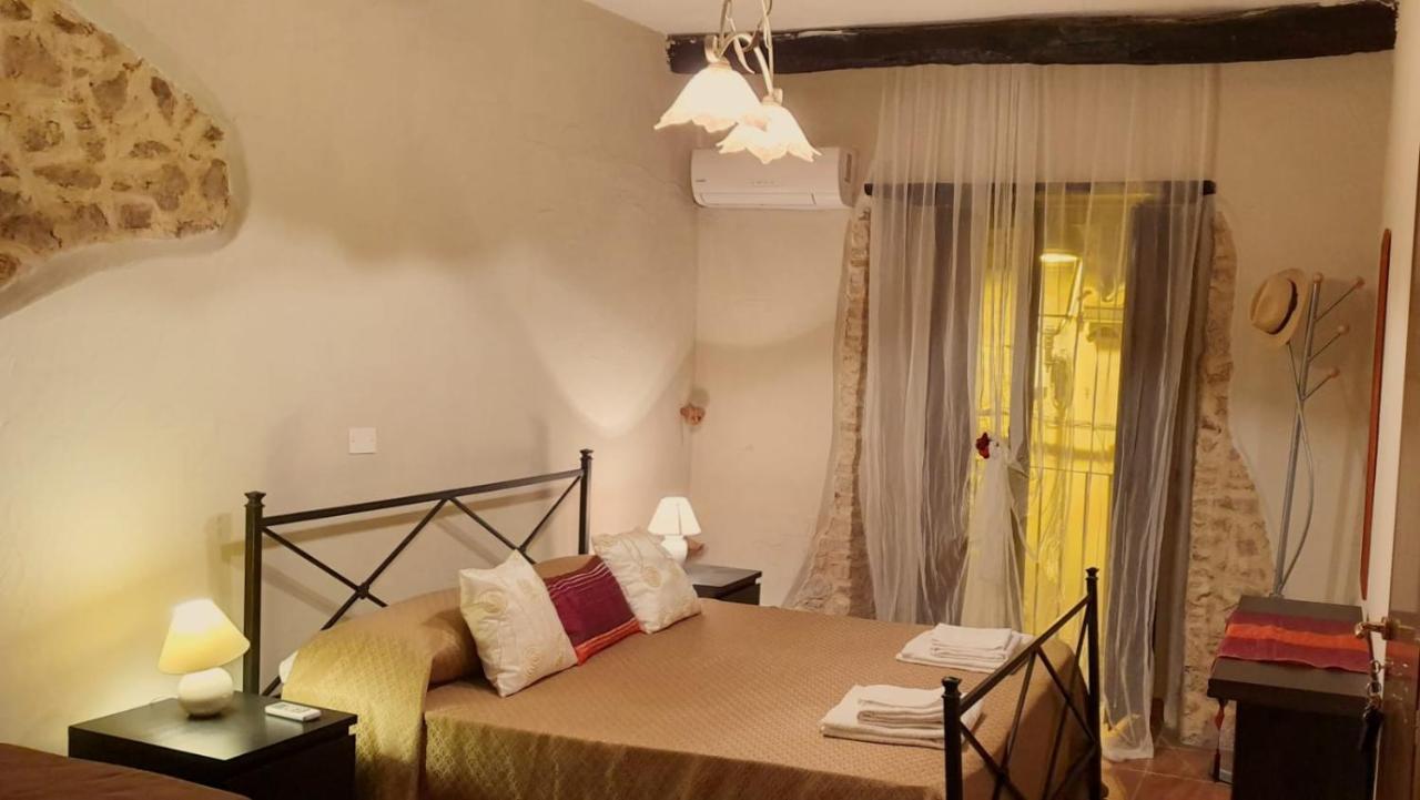 Perla Del Borgo Appartamenti Santa Caterina dello Ionio Kültér fotó