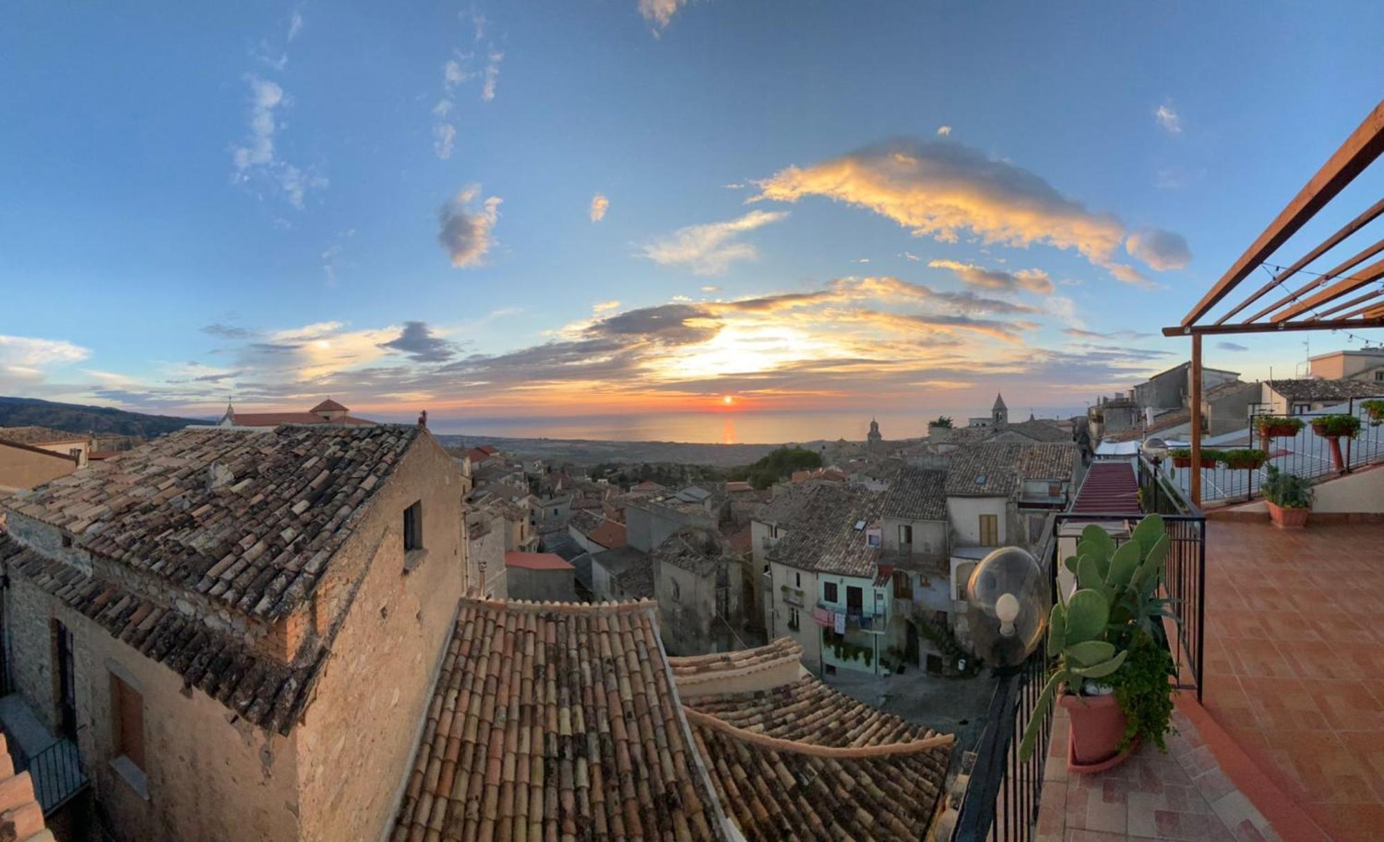 Perla Del Borgo Appartamenti Santa Caterina dello Ionio Kültér fotó